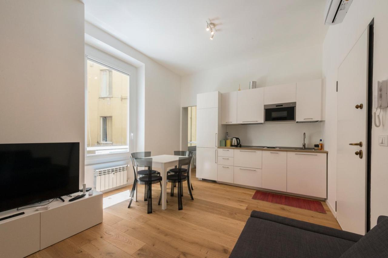 The Hiking House Apartment Genoa Bagian luar foto