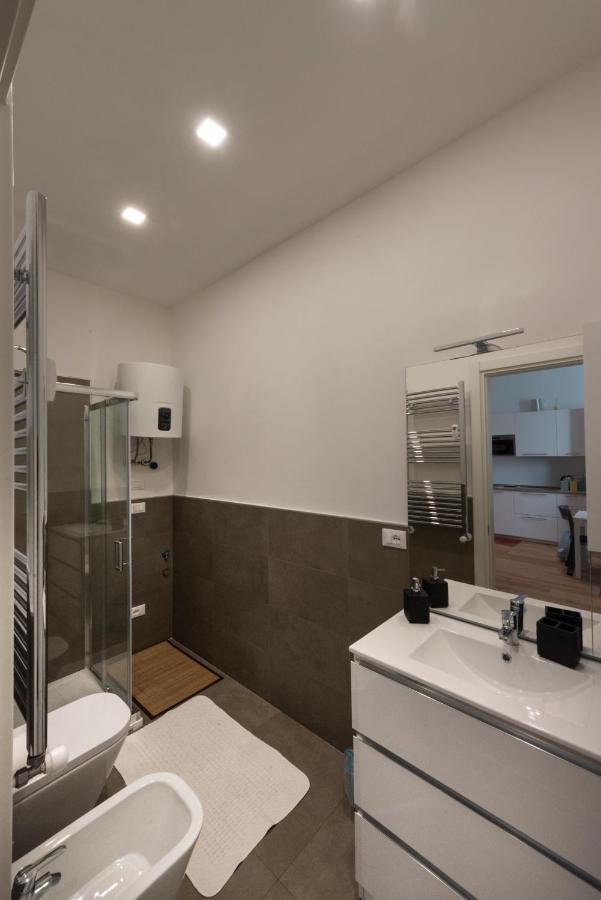 The Hiking House Apartment Genoa Bagian luar foto